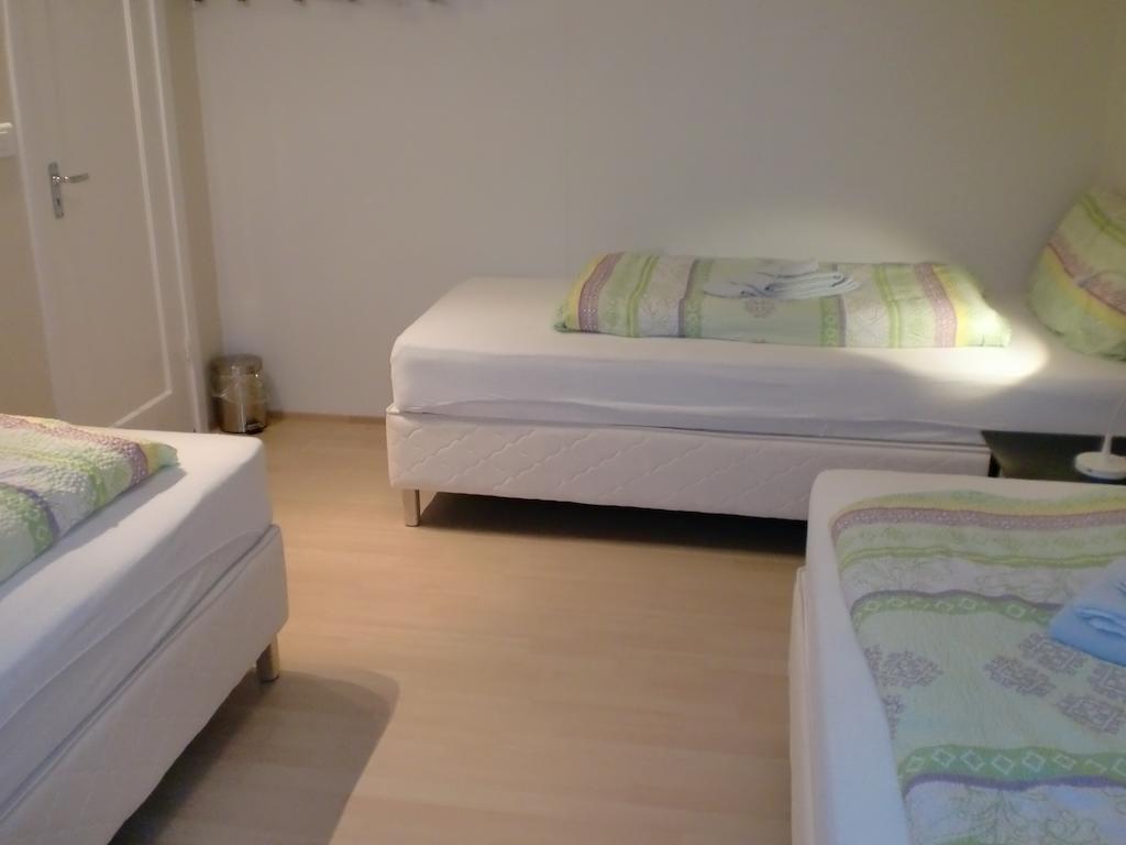 Guesthouse Tilraun Blonduos Zimmer foto